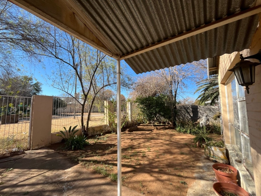  Bedroom Property for Sale in Bloemhof North West